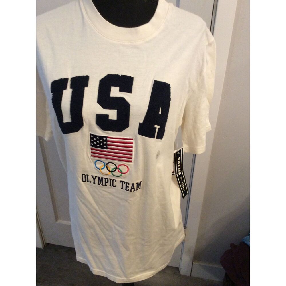 New NWT Team USA Olympic Team American Flag Patriotic Large L Tee
